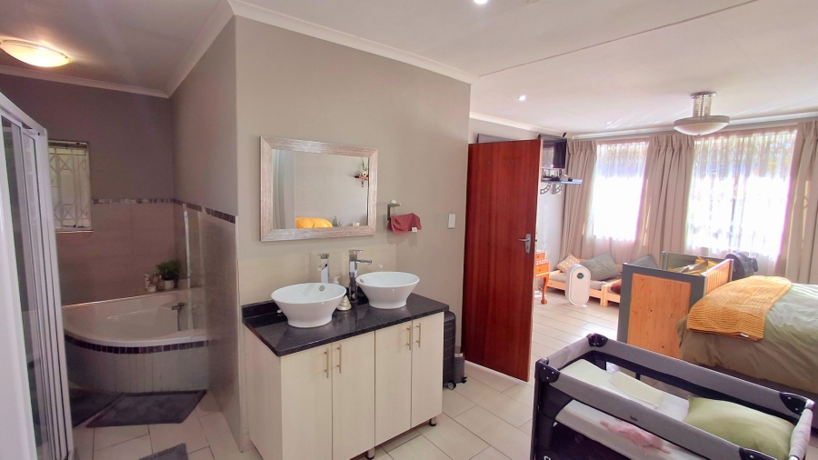4 Bedroom Property for Sale in Sasolburg Ext 23 Free State